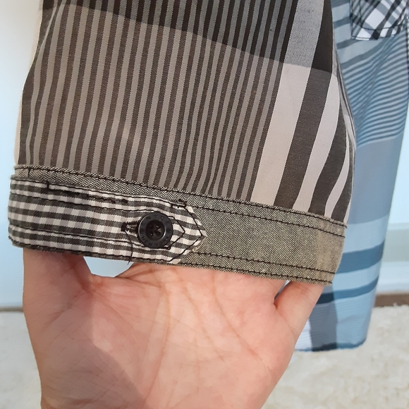 ENYCE CASUAL BUTTON DOWN SHIRT - Picture 6 of 8